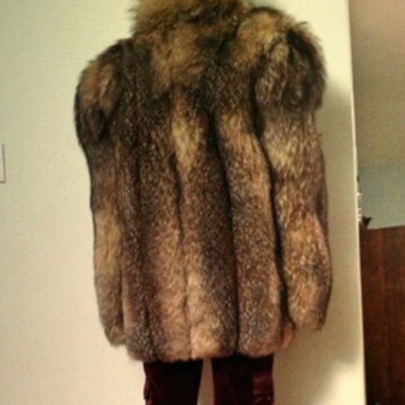 Beautiful fox jacket - Picture 3 of 3